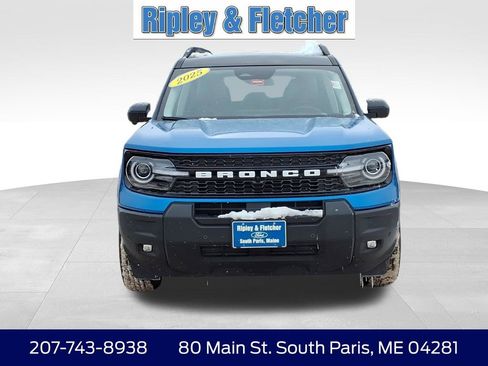 Used 2025 Ford Bronco Sport Outer Banks w/ Outer Banks Tech Package+ AWD/4WD image 2