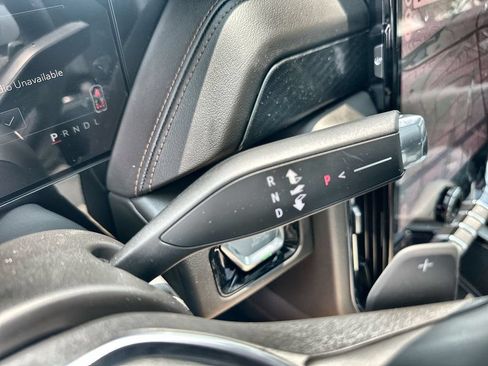 New 2026 GMC Yukon XL AT4 w/ AT4 Premium Plus Package AWD/4WD image 26