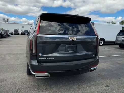Used 2022 Cadillac Escalade ESV Premium Luxury Platinum AWD/4WD image 7