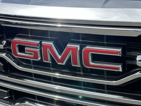 Used 2026 GMC Sierra 1500 SLT RWD image 30