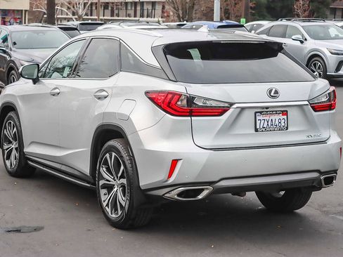 Used 2017 Lexus RX 350 AWD image 2