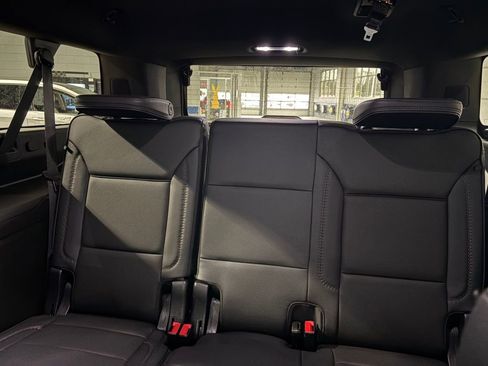 Used 2023 GMC Yukon XL Denali w/ Denali Reserve Package AWD/4WD image 27