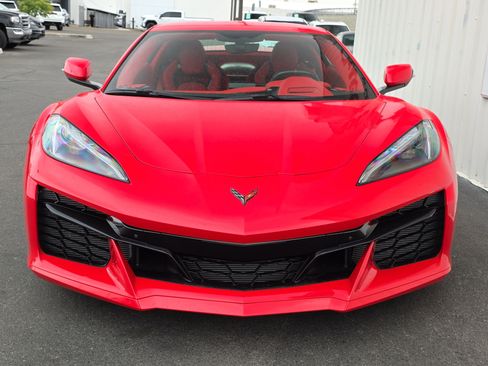 Used 2023 Chevrolet Corvette Z06 image 3