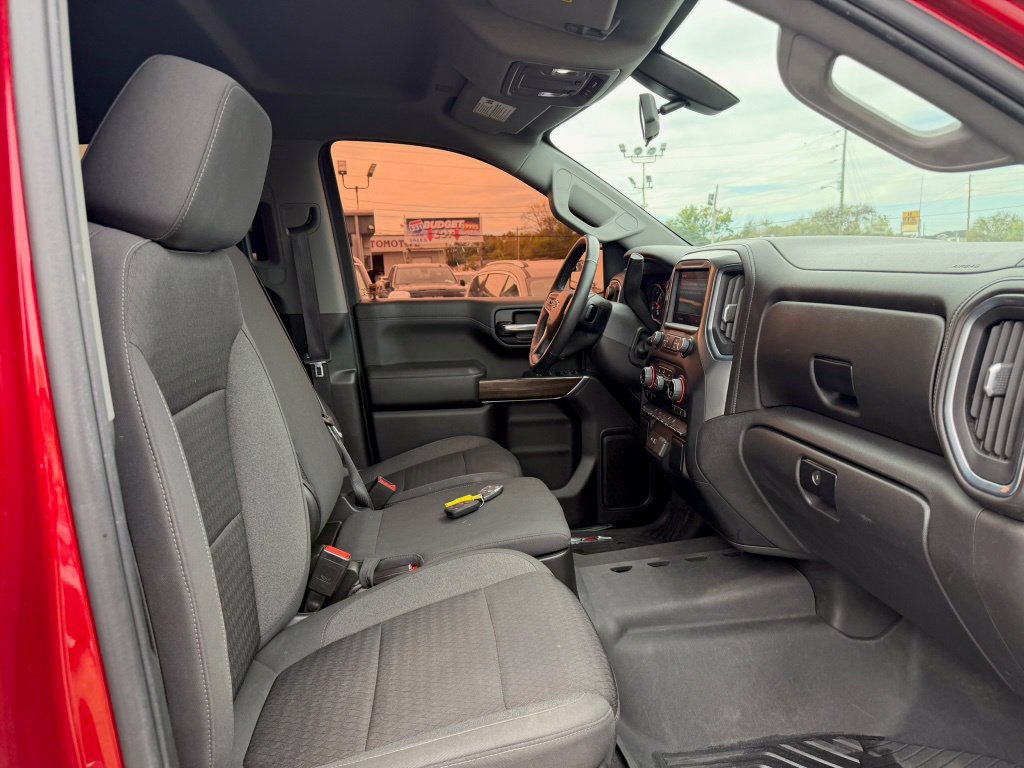 Used 2022 Chevrolet Silverado 1500 RST AWD/4WD image 16
