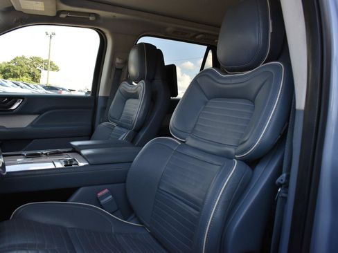 Used 2018 Lincoln Navigator Black Label w/ Cargo Package AWD/4WD image 25