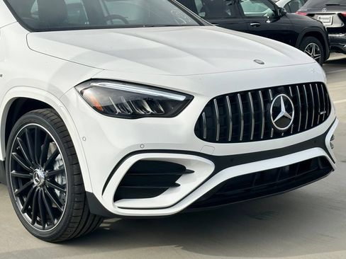 Used 2025 Mercedes-Benz GLA 35 AMG 4MATIC image 2