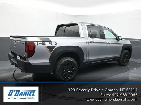 Used 2023 Honda Ridgeline RTL-E image 6