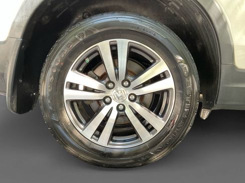 Used 2017 Honda Pilot EX-L image 10