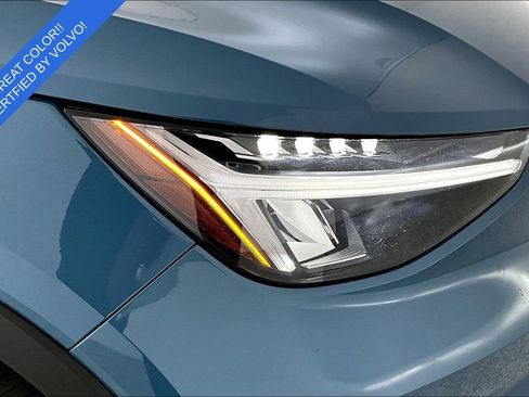 Certified 2025 Volvo XC40 B5 Core image 36