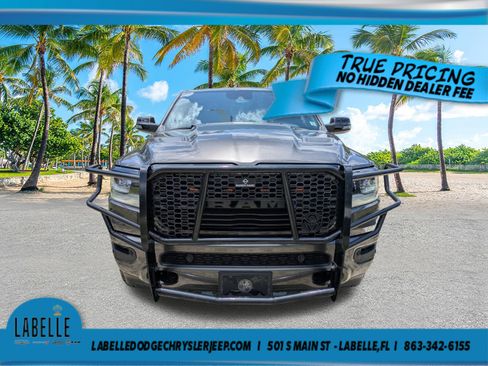 Used 2023 RAM 1500 Laramie AWD/4WD image 9