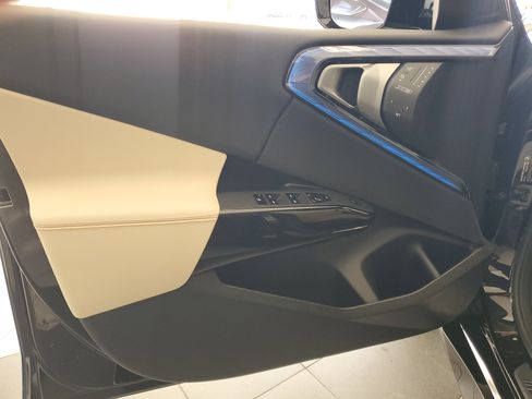 Used 2026 BMW X3 xDrive30 w/ M Sport Package image 18