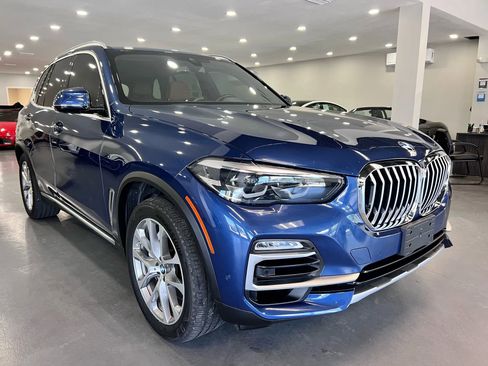 Used 2019 BMW X5 xDrive50i w/ Premium Package 2 image 1