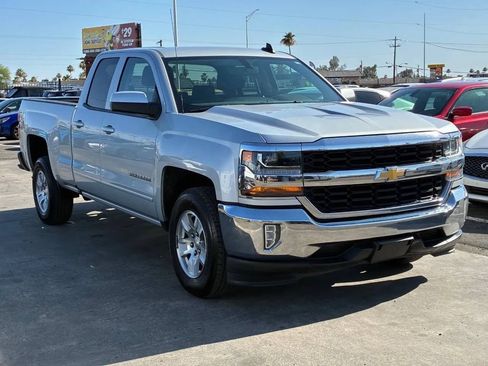 Used 2018 Chevrolet Silverado 1500 LT w/ All Star Edition RWD image 10