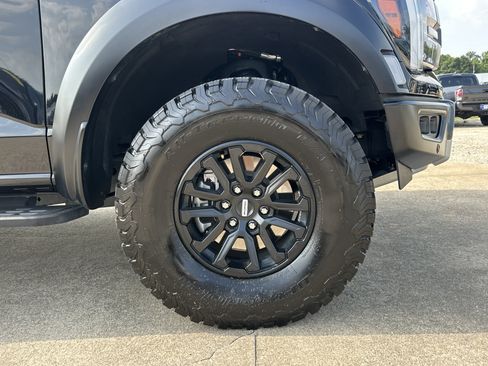 Used 2024 Ford F150 Raptor AWD/4WD image 13