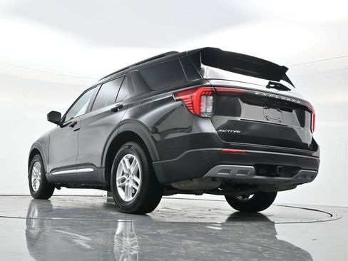 Used 2025 Ford Explorer Active w/ Active Comfort Package RWD image 56