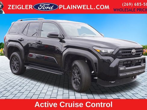 Used 2025 Toyota 4Runner SR5 image 7