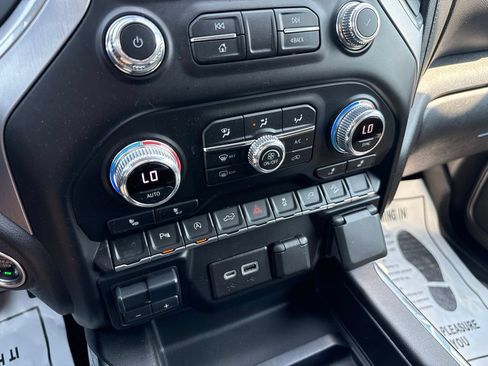Used 2021 GMC Sierra 1500 Elevation w/ Preferred Package AWD/4WD image 31
