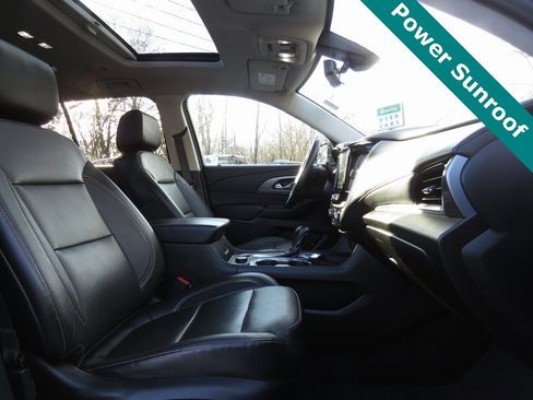 Used 2019 Chevrolet Traverse Premier w/ Redline Edition image 13