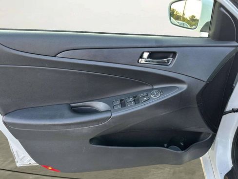 Used 2013 Hyundai Sonata SE FWD image 10