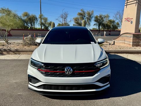 Used 2019 Volkswagen Jetta GLI Autobahn image 8