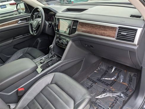 Used 2019 Volkswagen Atlas SEL Premium image 15