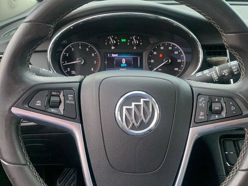 Used 2020 Buick Encore Preferred image 12