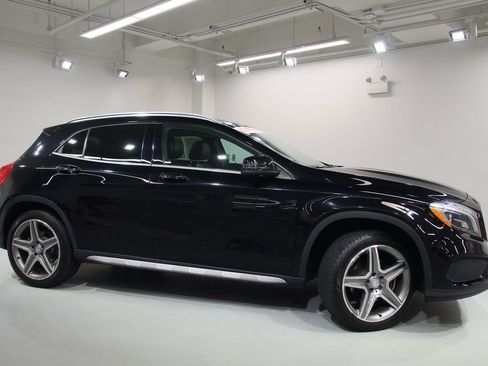 Used 2015 Mercedes-Benz GLA 250 4MATIC image 11