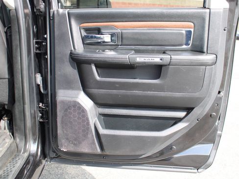 Used 2016 RAM 2500 Laramie w/ Sport Appearance Group image 37