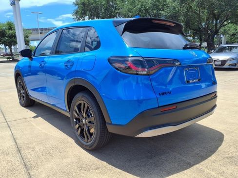 New 2026 Honda HR-V Sport image 2