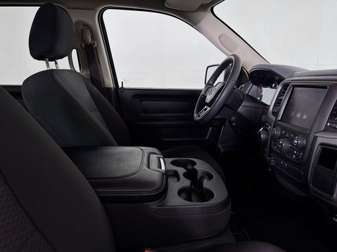 Used 2019 RAM 1500 Express w/ Wheel & Sound Group image 27