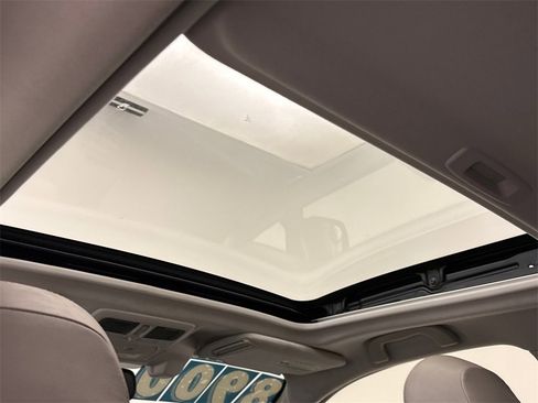 Used 2014 Subaru Forester 2.5i Touring image 15