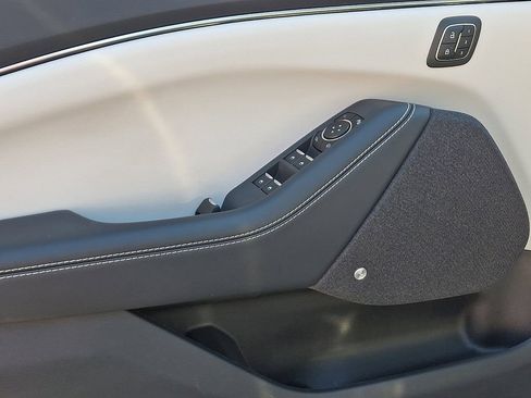 Certified 2024 Ford Mustang Mach-E Premium image 13