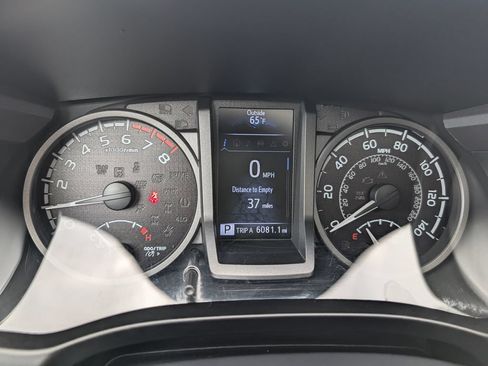 Used 2020 Toyota Tacoma TRD Pro AWD/4WD image 30