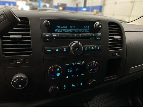 Used 2012 GMC Sierra 1500 SLE w/ Power Tech Package AWD/4WD image 29