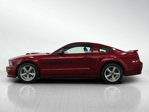 Used 2008 Ford Mustang GT Premium image 2
