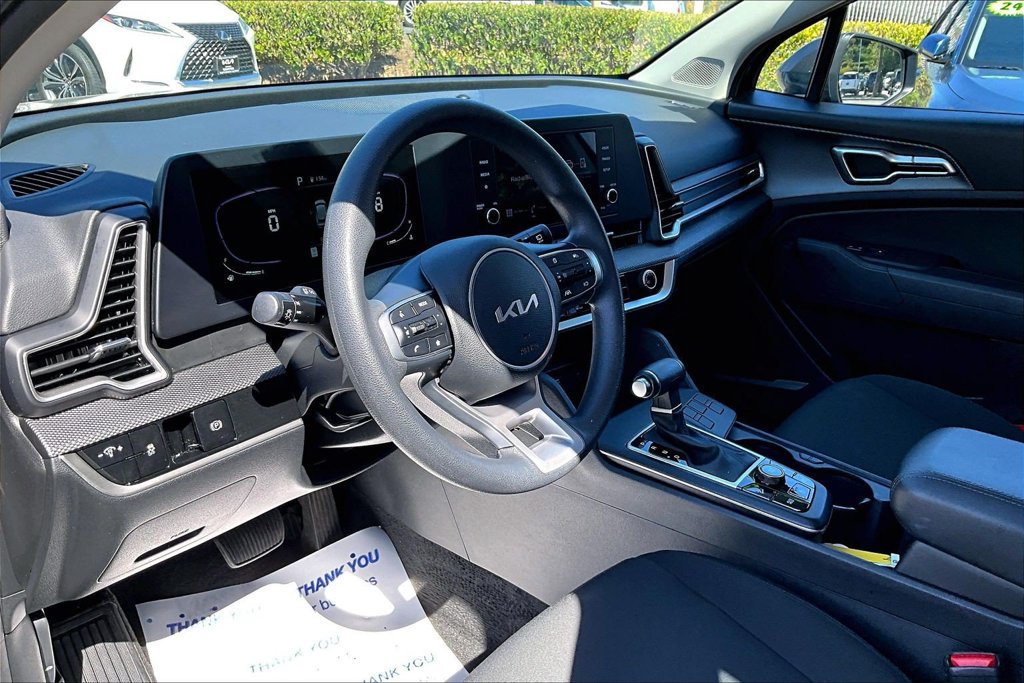 Certified 2023 Kia Sportage LX FWD image 9