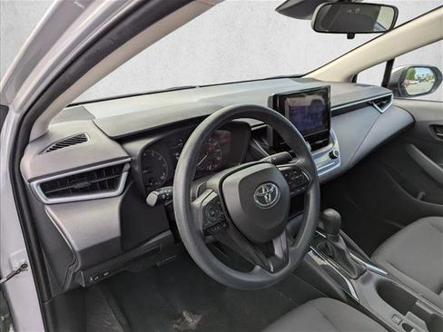 Used 2024 Toyota Corolla LE image 12