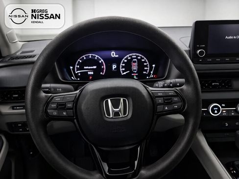 Used 2023 Honda Accord LX image 9