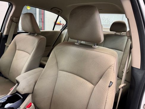 Used 2014 Honda Accord LX image 15
