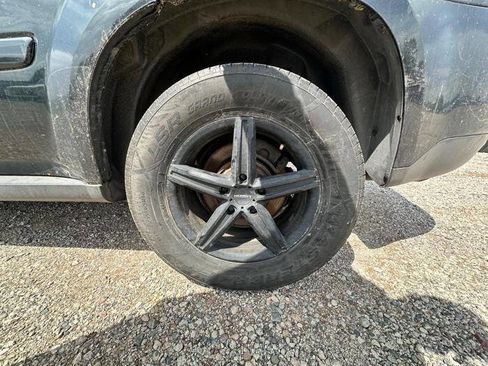 Used 2008 Pontiac Torrent 2WD image 14