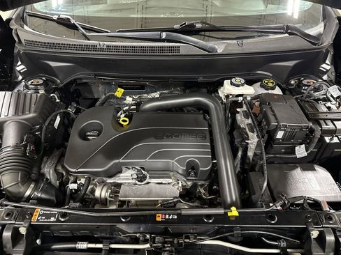 Used 2024 Chevrolet Equinox LS w/ Midnight Edition image 24