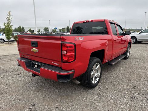 Used 2017 Chevrolet Silverado 1500 LT AWD/4WD image 41