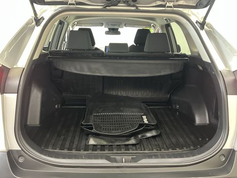 Used 2019 Toyota RAV4 LE w/ All Weather Liner Package AWD/4WD image 24