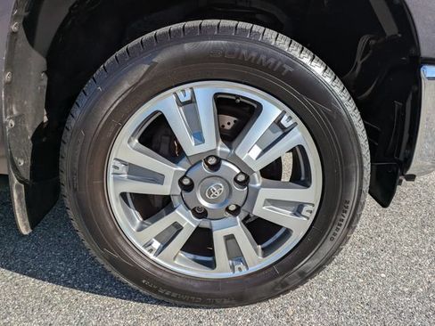 Used 2016 Toyota Tundra SR5 w/ SR5 Upgrade Package RWD image 11