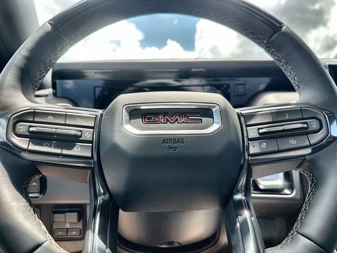 New 2026 GMC Yukon AT4 w/ AT4 Premium Plus Package AWD/4WD image 33