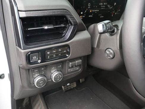 Used 2026 GMC Yukon AT4 Ultimate AWD/4WD image 34