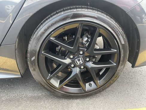 Used 2025 Honda Civic Sport image 30