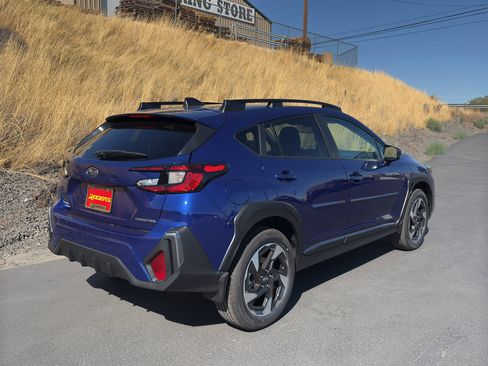 New 2025 Subaru Crosstrek 2.5i Limited image 3