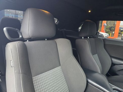 Used 2022 Dodge Challenger R/T image 14