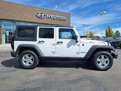 Used 2011 Jeep Wrangler Unlimited Rubicon w/ Trailer Tow Group AWD/4WD image 2